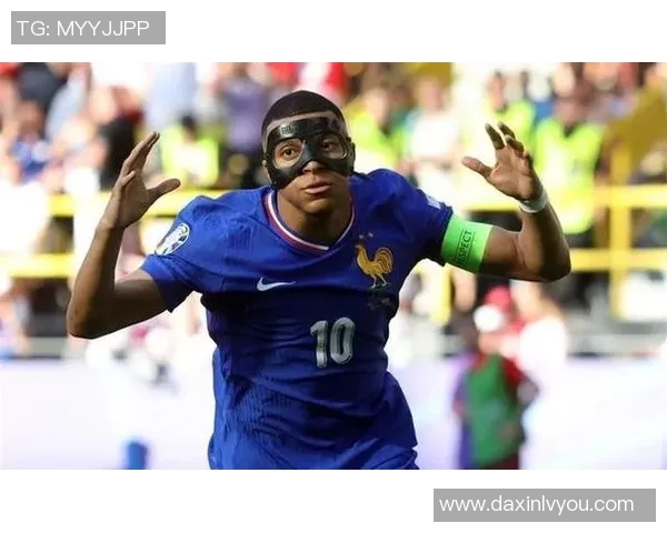 全球足球明星球服设计风潮盘点潮流款式与球迷喜好分析