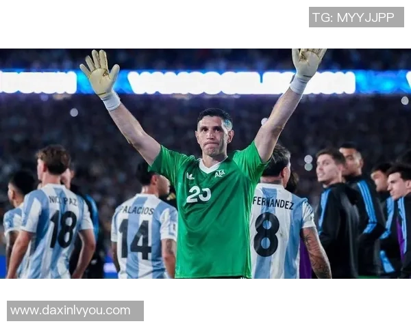 卡门将：从球场英雄到传奇守门员的崛起与荣耀