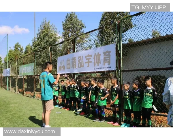 足球巨星揭秘赛场背后心声 专访带你走进他们的真实世界